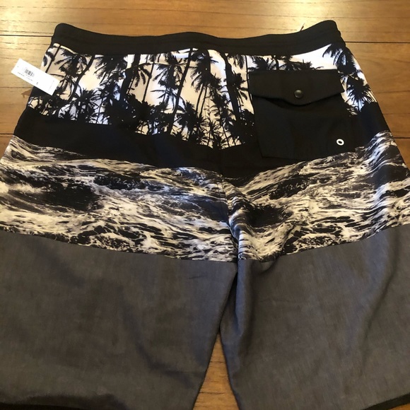 Men’s swimwear never worn - Picture 4 of 4